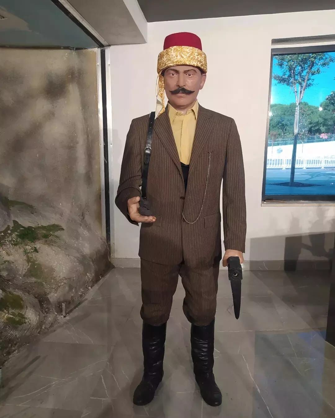 GET SILICONE SCULPTURE PRICE