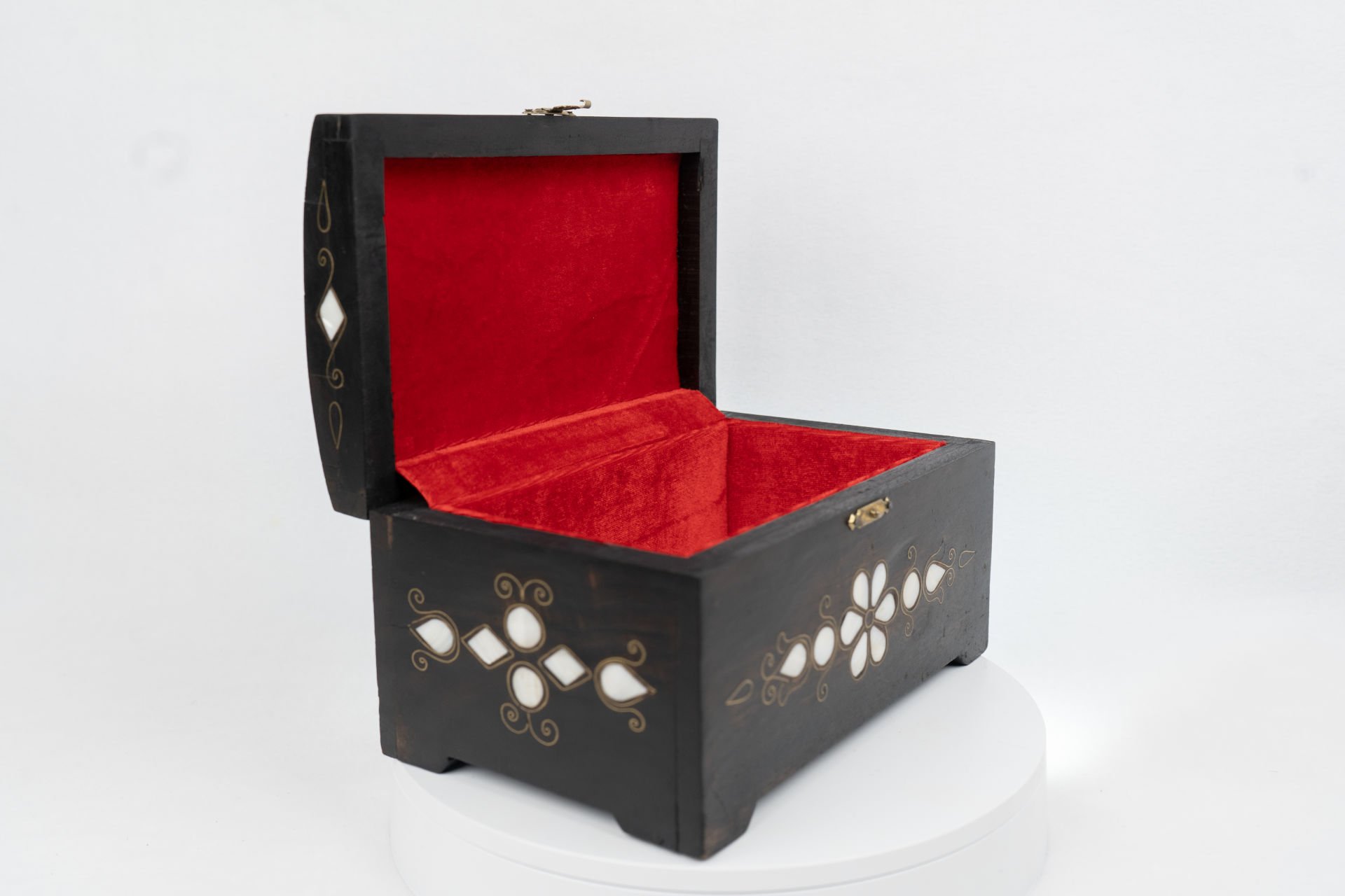 Sedef İşlemeli Mücevher Kutusu