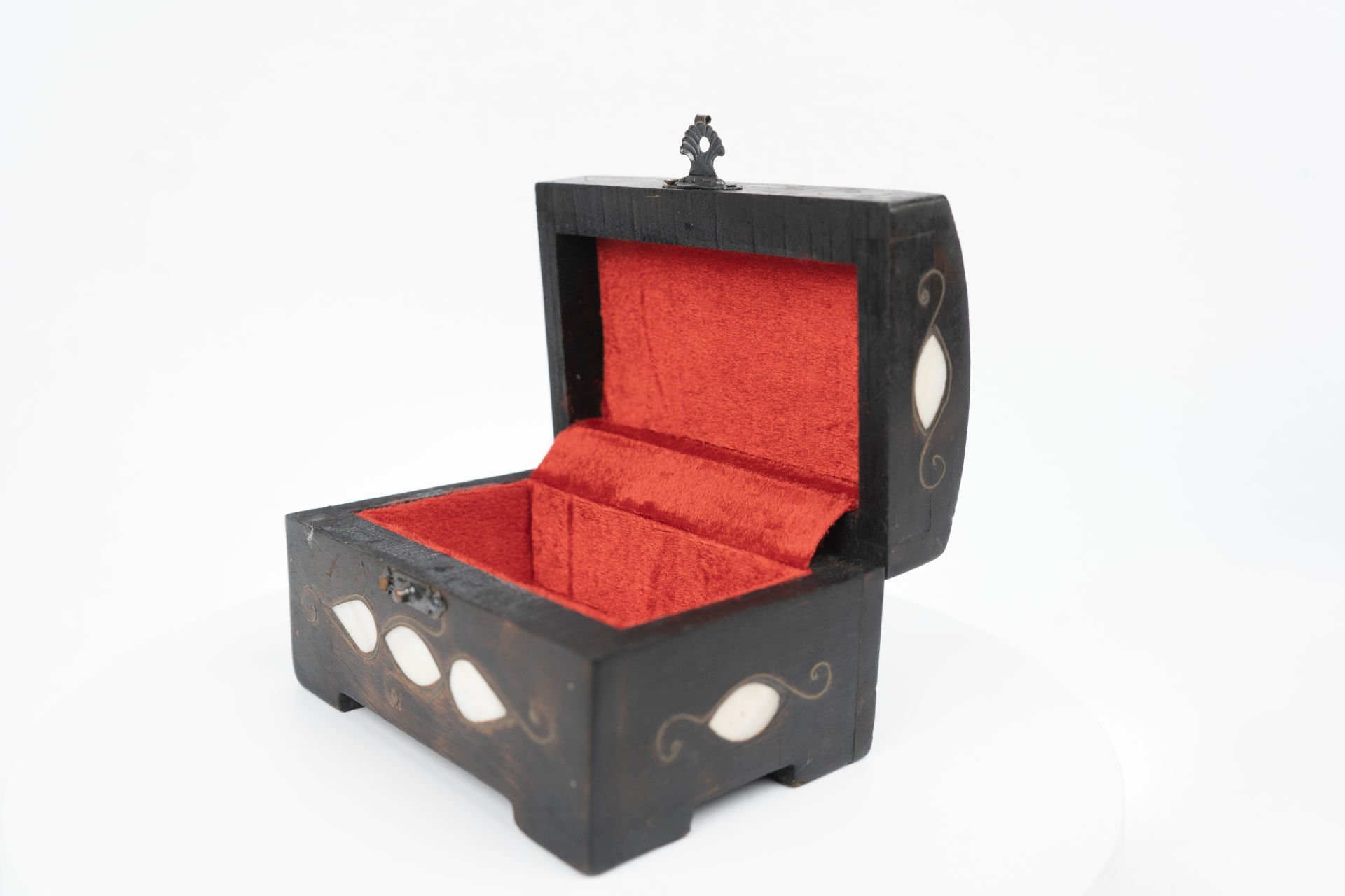 Sedef İşlemeli Mücevher Kutu