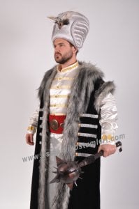 4. Murat Kıyafeti