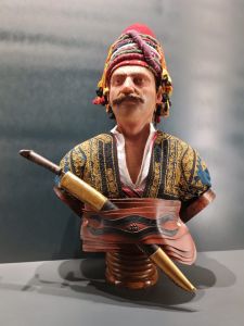 GET SILICONE SCULPTURE PRICE