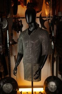Steel Armor Outfit (Matte Silver)