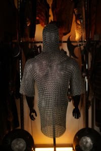 Steel Armor Outfit (Matte Silver)