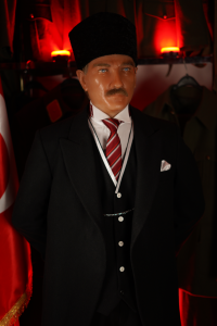 ATATÜRK SİLİKON HEYKEL