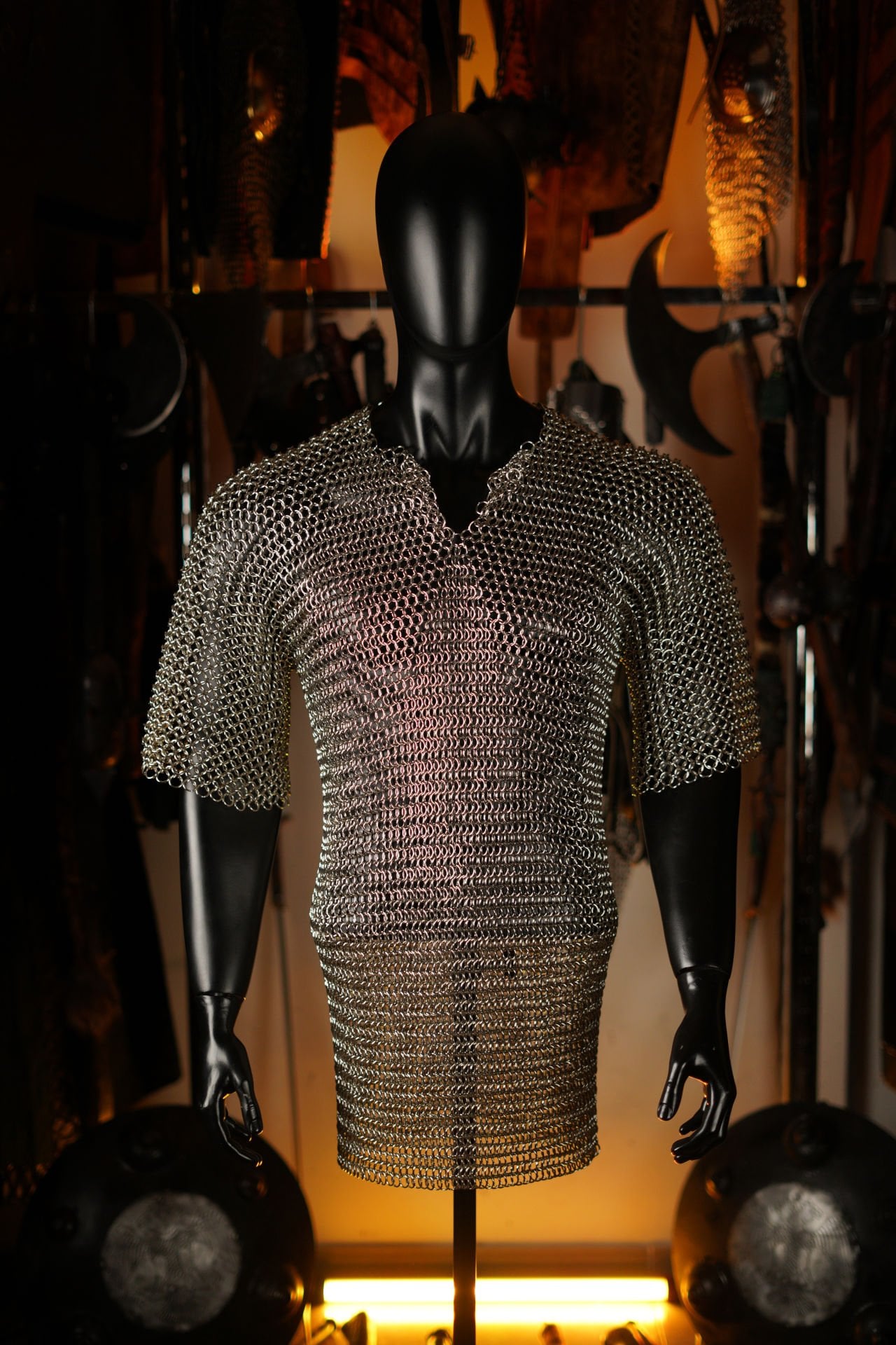 Steel Armor Outfit (Silver)