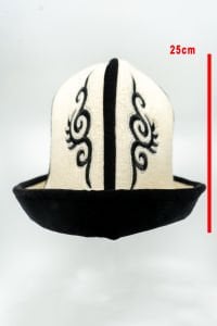 Püsküllü Türkmen Şapkası
