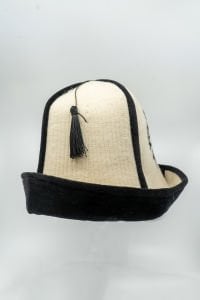 Püsküllü Türkmen Şapkası