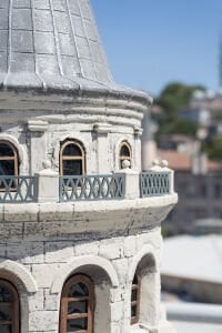 Galata Kulesi Heykeli