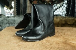 Gusseted Leather Boots