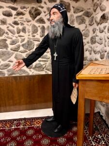 Süryani Rahip Silikon Balmumu Heykel